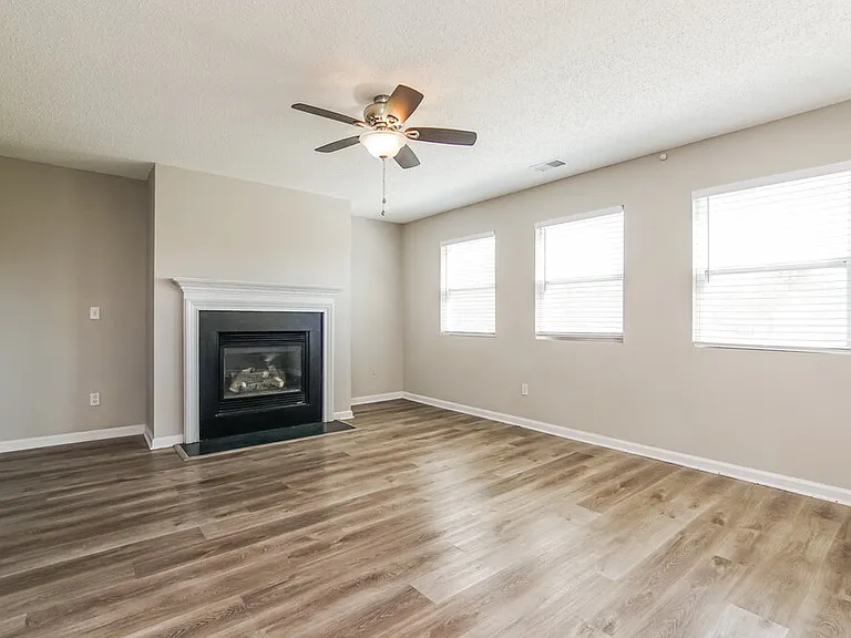 3323 Baseline Rd — Photo 5