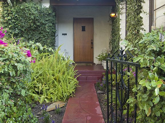 2nd image of 1405 Bruce Ave