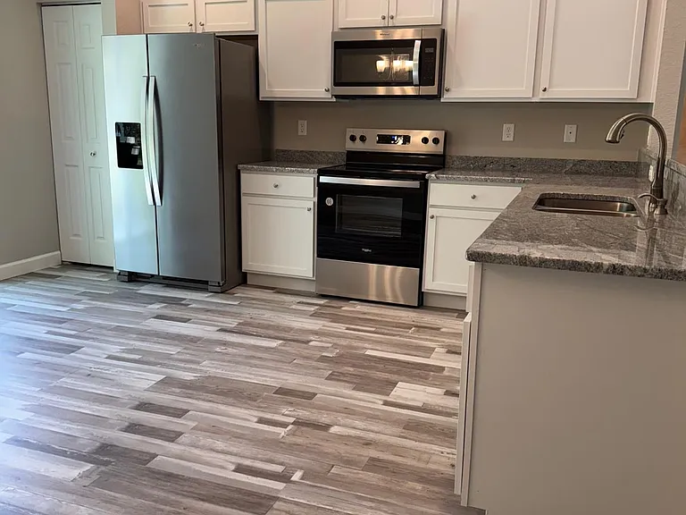 8164 SW 131st Pl — Photo 3