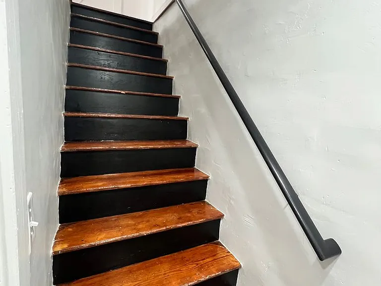31 N Poplar St — Photo 23