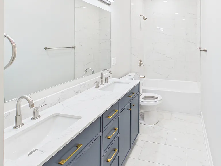 6220 S King Dr #2 — Photo 21