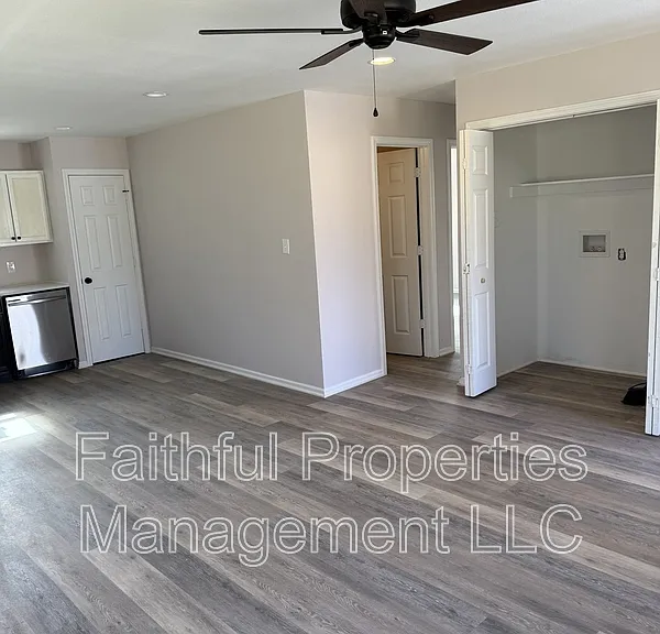 13142 Big Oak Bay Rd — Photo 3