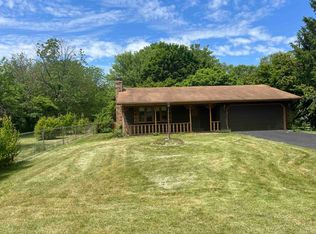 6816 Stardust Trl, Roscoe, IL 61073