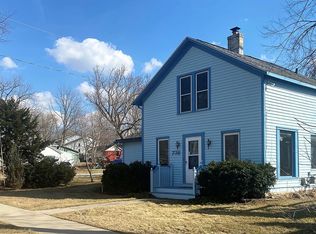 736 Milwaukee St, Delafield, WI 53018