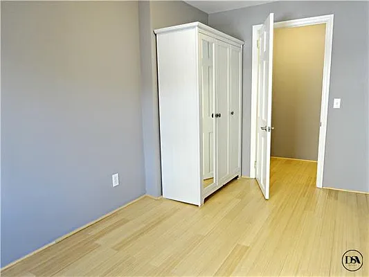 Rented by DSA Realty | media 34