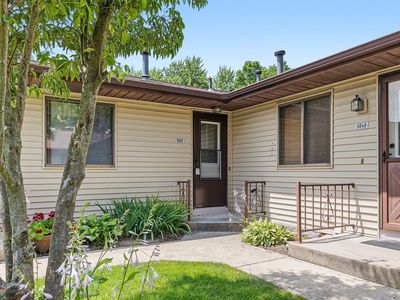 5052 Green Meadow Rd, Kalamazoo, MI, 49009