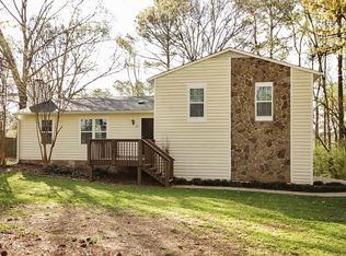 122 Bernice Dr, Lawrenceville, GA 30045