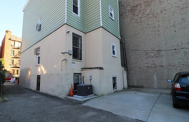 Rented by Corcoran | media 12