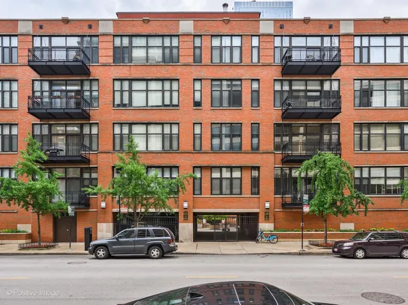 (undisclosed Address), Chicago, IL 60654