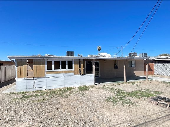 3rd image of 1308 Harriet St