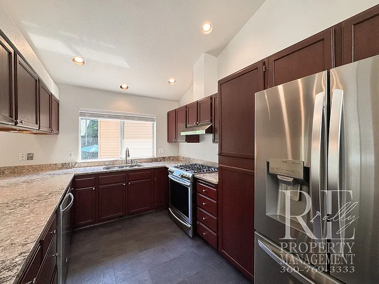 4618 NW Bernard St — Photo 10