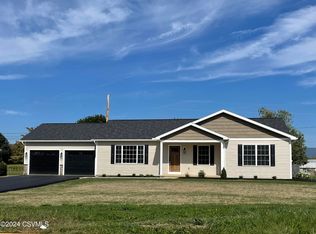 74 Walnut St, Mifflinburg, PA 17844