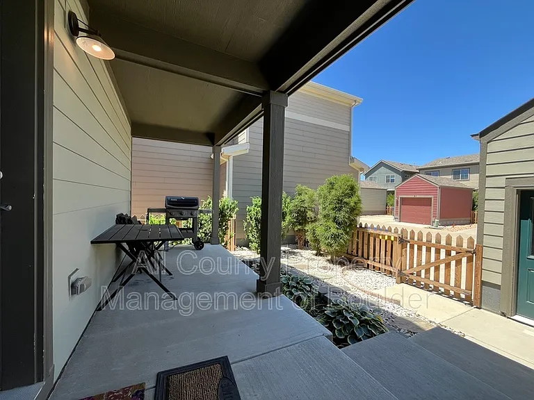 1208 Hummingbird Cir — Photo 20