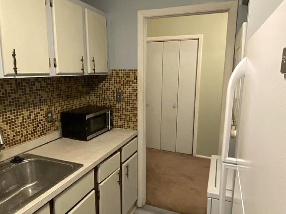 3rd image of 27310 Valley Run Dr #310