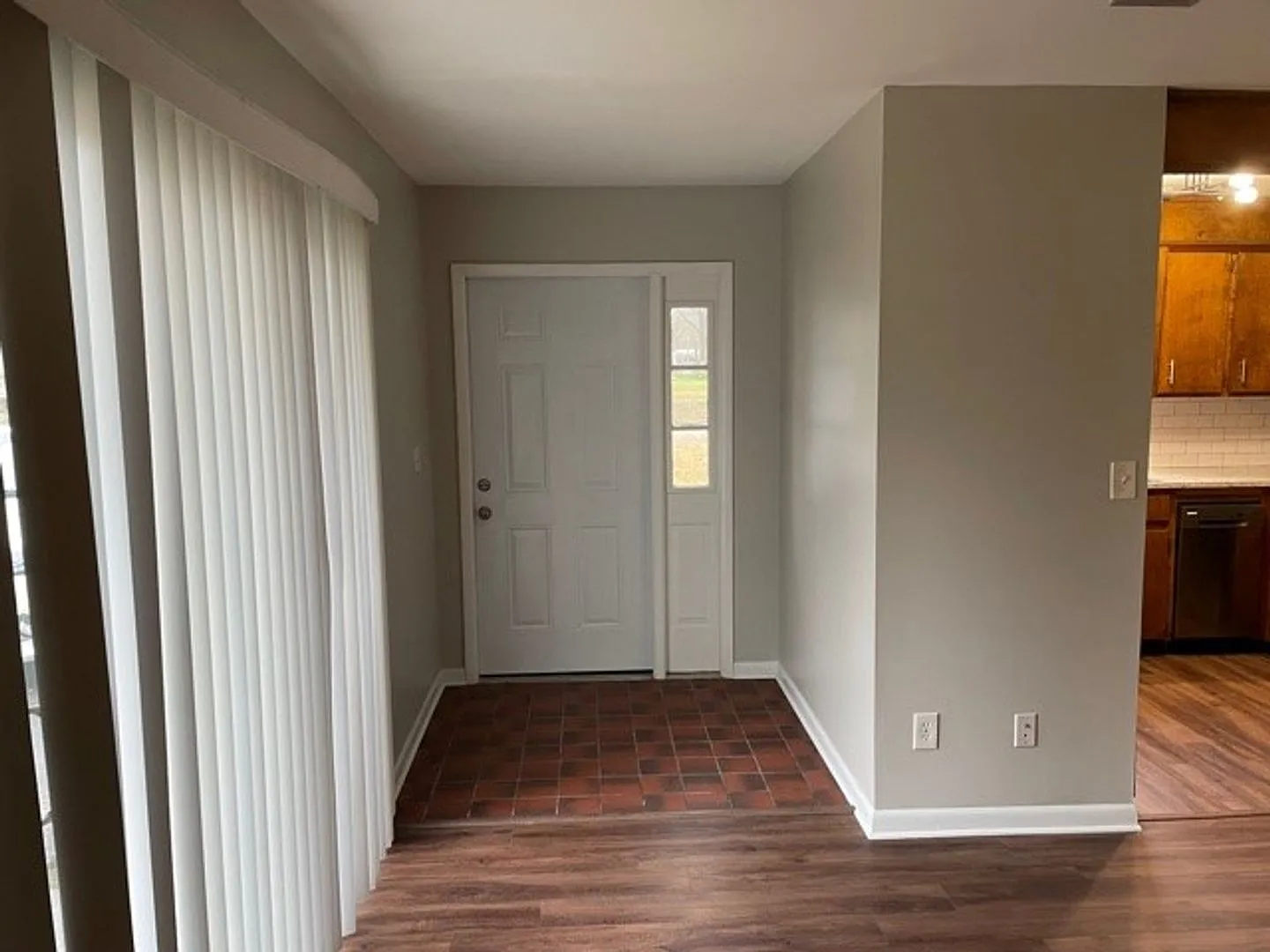 For Rent — Photo 2