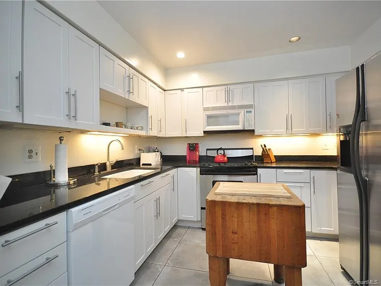 93 Litchfield Ponds Dr #93 — Photo 5