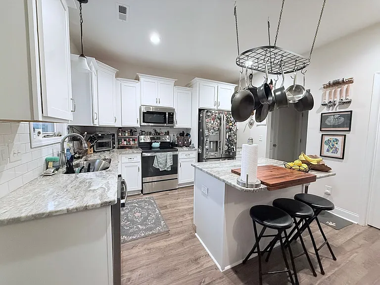 1214 Morgan St — Photo 7