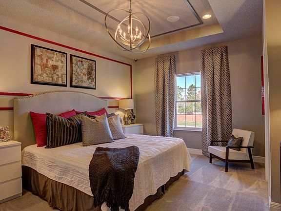 Luxurious owner's suite