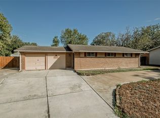 1727 Carlisle St, Irving, TX 75062