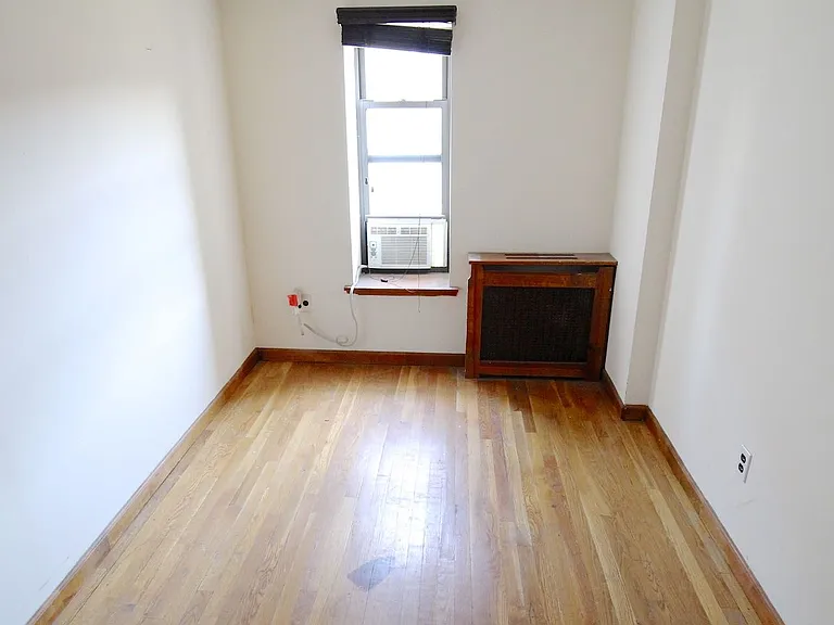 128 W 74th St #PHA — Photo 8