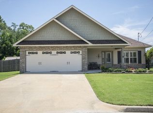 34 Lee Road 2172, Phenix City, AL 36870