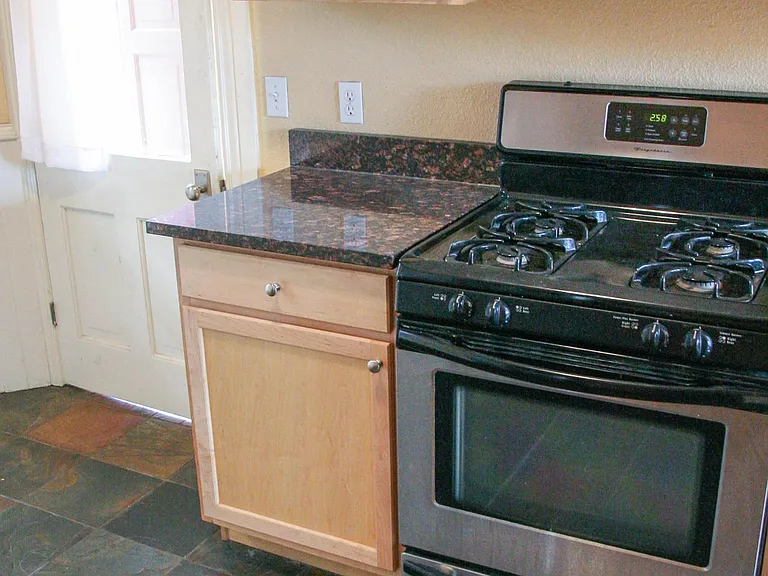 2503 Broadway St #1 — Photo 15