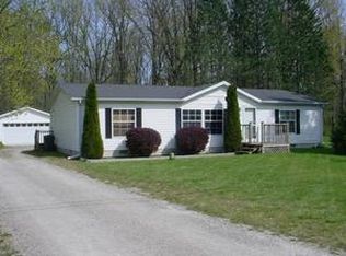 8428 Lewis Rd, Mount Morris, MI 48458