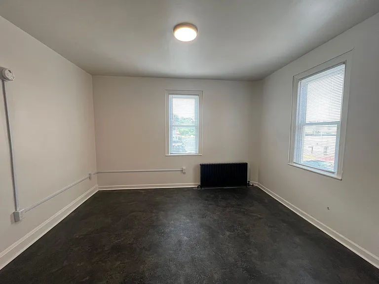 133 Moreland St #3 — Photo 2