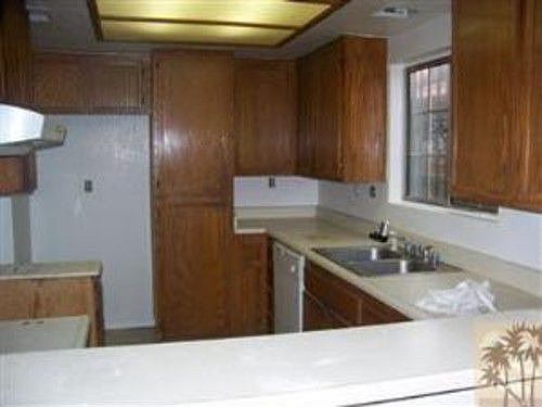 3rd image of 15712 Patricia St