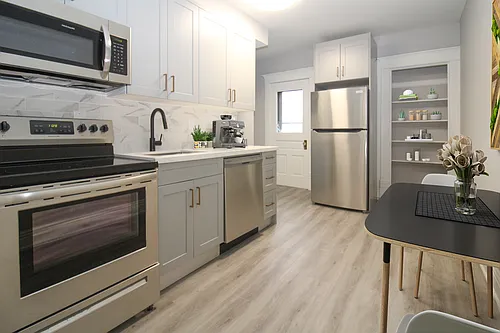 317 Park St N #1 Photo 1