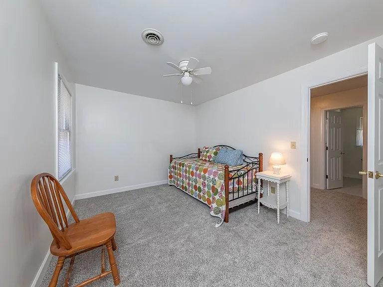 308 The Maine W — Photo 9