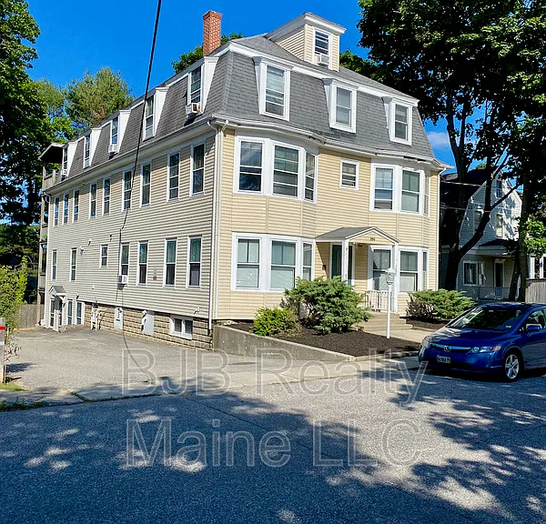 596 Preble St #4 — Photo 15