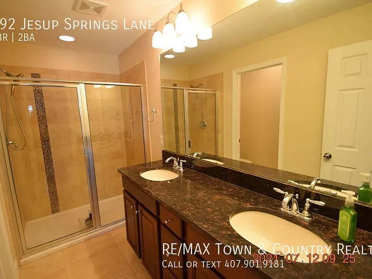 592 Jesup Springs Ln — Photo 17