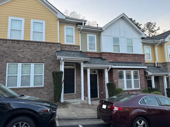 917 Morris Dale Ln, Cary, NC 27519