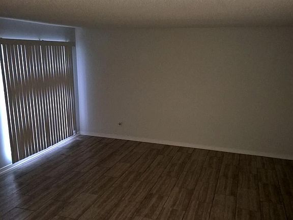 4th image of 2122 Schwab Ct