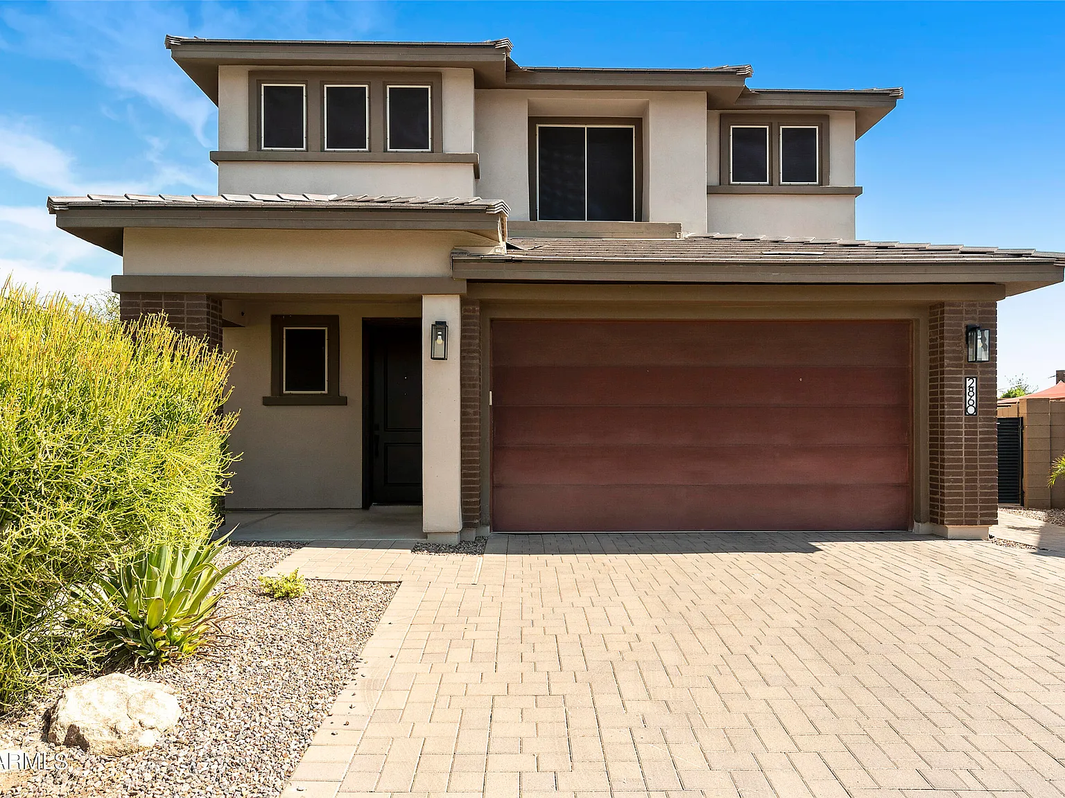 4 bed, 2.5 bath, 2371 sqft, $4,300 — Photo 1