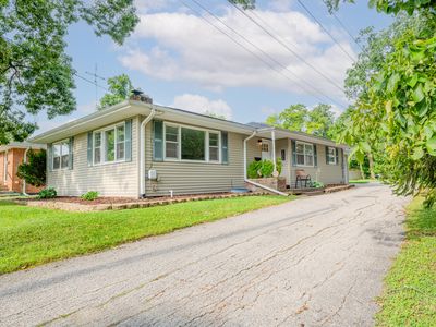 2608 S State St, Saint Joseph, MI, 49085