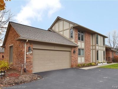 4061 Willoway Place Dr #4, Bloomfield Hills, MI, 48302