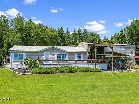 2nd image of 869 Riverview Dr