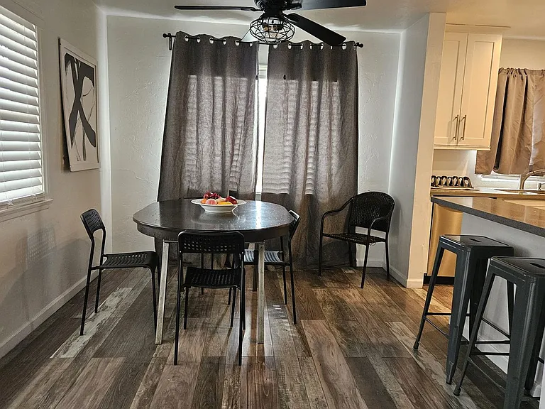 116 E Utah Ave — Photo 3