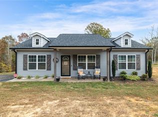 947 Red Marshall Rd, Pelham, NC 27311