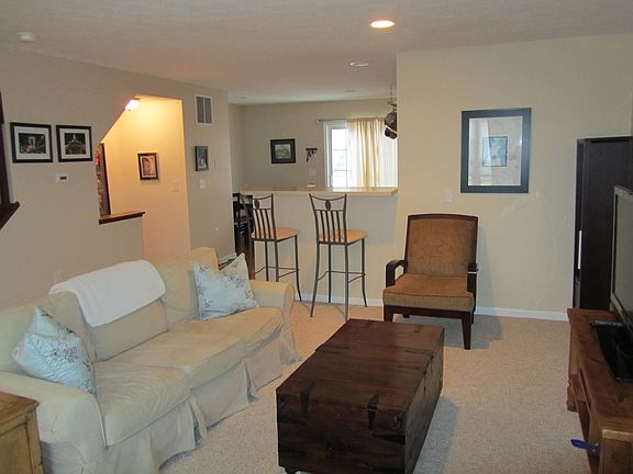 4th image of 5158 Twin Falls Dr