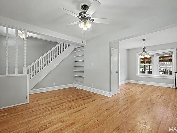 5th image of 5008 Sutherland Ave