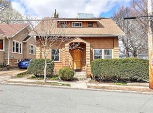 104 11th St, Providence, RI 02906