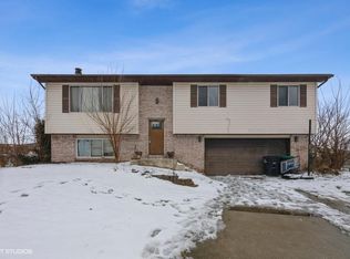 3199 Macon St, Portage, IN 46368