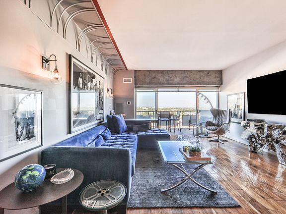 3rd image of 1155 N La Cienega Blvd APT 710