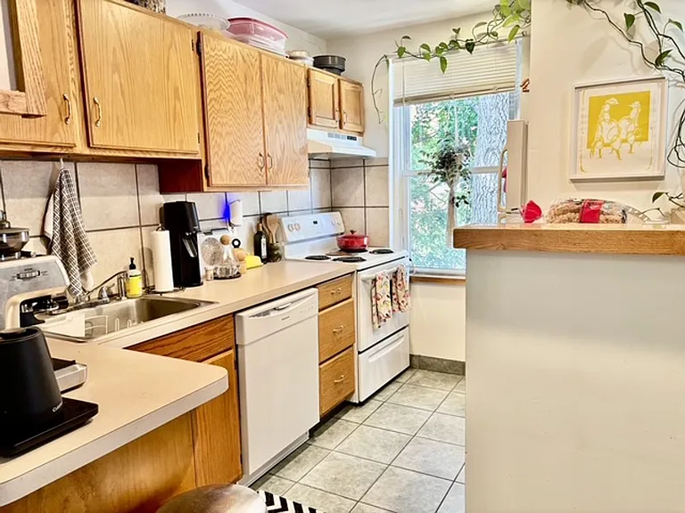 2620 Poplar St — Photo 7