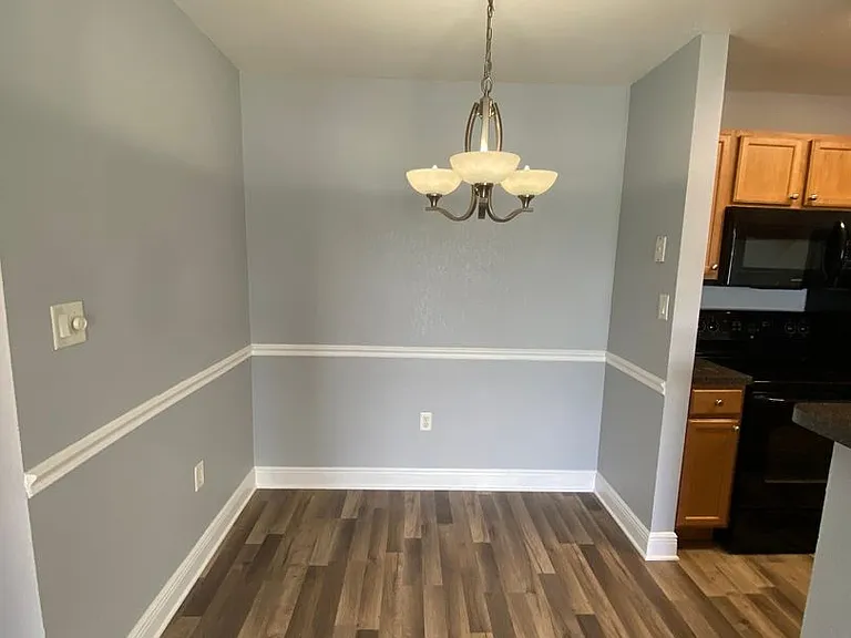 302 Lake Parsons Grn #107 — Photo 5