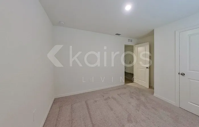 3417 74th St W — Photo 10