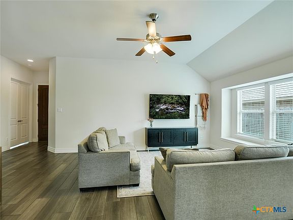 4th image of 509 Kirkhill St